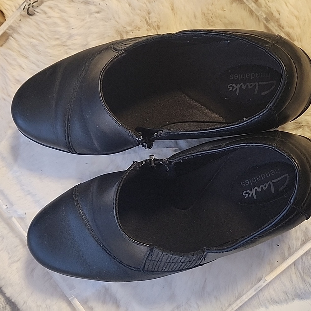 Clarks shoes - Picture 3 of 6